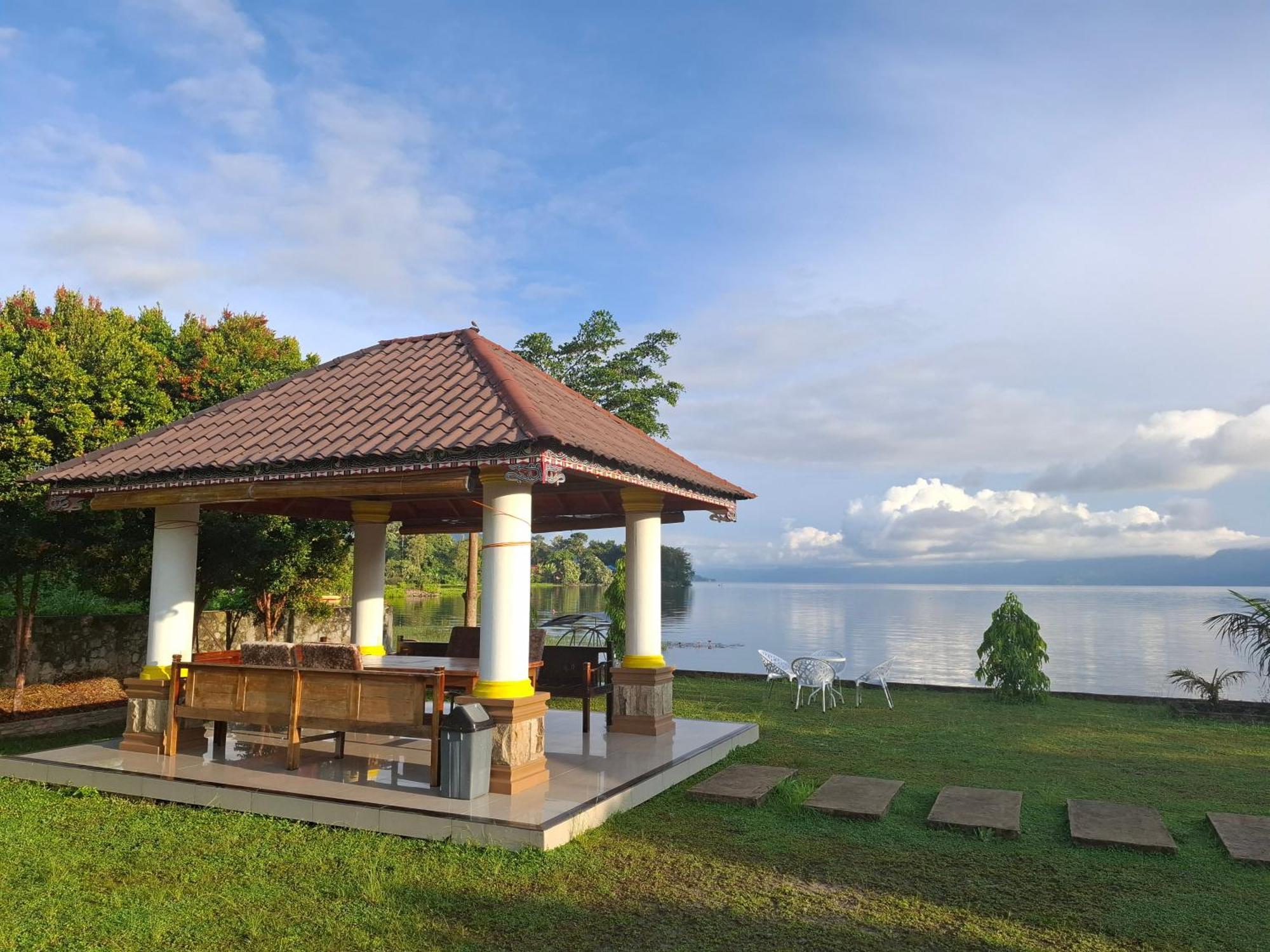 Juma Cottages Tuk Tuk Kültér fotó